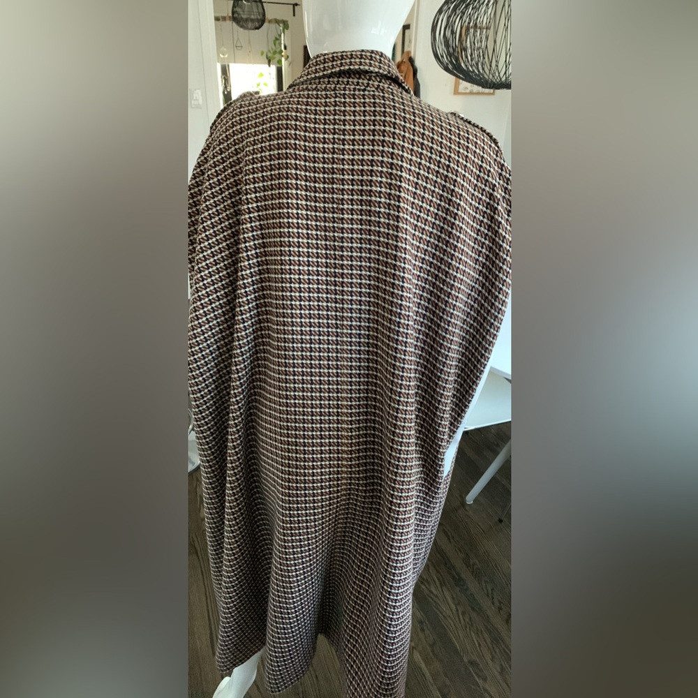Chic Houndstooth Long Cape size 10-12 - Picture 5 of 9